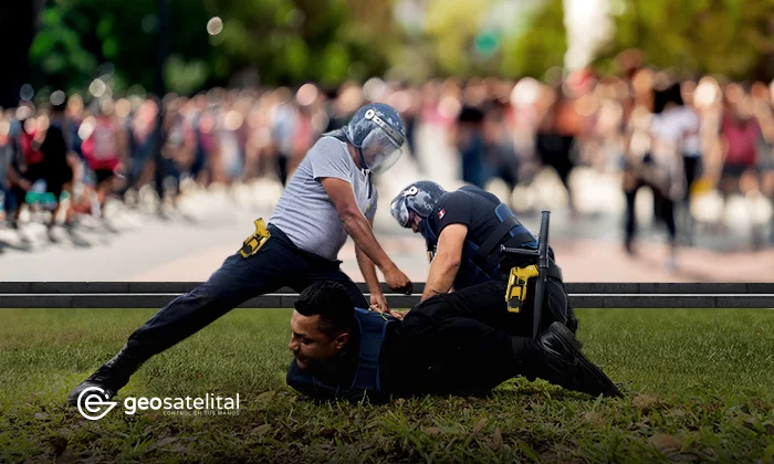 es-legal-usar-pistola-electrica-peru-geosatelital
